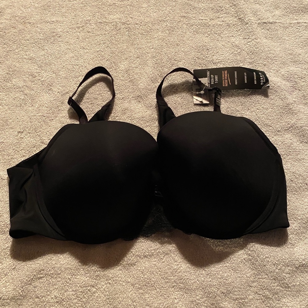 NWT - Torrid Curve Push Up T Shirt Black Bra Size 38C